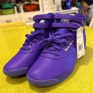 Reebok Retro Style Purple Hightop Training Shoe